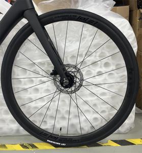 จักรยานเสือหมอบ TWITTER STEALTHpro Raid รุ่นที่ 2 โครงคาร์บอนแบบ Flat Bar พร้อมตะเกียบคาร์บอน ล้ออลูมิเนียมอัลลอย 24 สปีด - Product Image 4