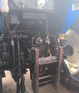 Tractores Originales New Holland SNH1354, Equipo Agrícola de 135 CV, <span class=keywords><strong>Tractor</strong></span> Usado con Tracción en las 4 Ruedas, Ejes <span class=keywords><strong>Carraro</strong></span> - Product Image 6