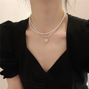 Nuovo Design di vendita caldo bianco 2 strati collana lunga perla con ciondolo per le donne collana girocollo di perle fresche pastello alla moda - Product Image 1