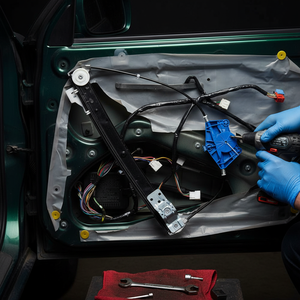 Regulador de ventana delantera FR para Nissan Terrano II/Mistral R20 93-06 W/Motor de 2 pines con MOTOR de 2 pines 80700-0F010 - Product Image 3