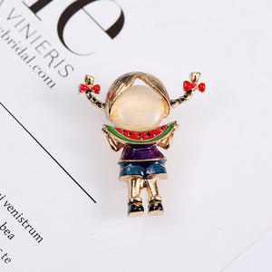 Broche de liga de desenho criativo, broche de personagem de desenho animado, melancia fofa comendo, desenho de pintor para meninas - Product Image 4