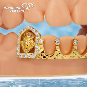 Grillz Personalizzabili in Oro 10K/14K/18K o Argento S925, Stile Hip-Hop con Corona, Denti in Moissanite VVS, Design alla Moda - Product Image 4