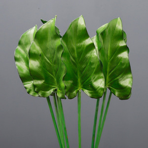 Hojas Artificiales de Horseshoe de 94 cm de Altura, Flor de Seda de Simulación, Planta Decorativa de Interior - Product Image 1