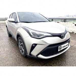 <span class=keywords><strong>Toyota</strong></span> C-HR 2.0L Luxury Edition 2021 d'occasion, SUV compact Pure Lineage, essence, utilisation quotidienne, performances fiables, économique - Product Image 3