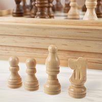 Ensemble de jeu de société en bois de luxe 7-en-1: échecs, backgammon, dominos et plus centre de jeu pour tous les âges avec rangement pour le jeu classique