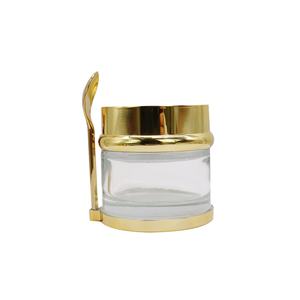 Tarro de cristal cosmético al por mayor con tapa dorada y logotipo personalizado, contenedor vacío para crema con cuchara para el cuidado de la piel - Product Image 2