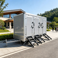 Remorque toilettes triple compartiment à nivellement rapide avec roulettes pivotantes pour stands de marché et événements en plein air