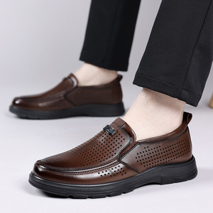 Mocassins en cuir pour hommes à bout rond, à enfiler, avec doublure en maille respirante et semelle extérieure en caoutchouc, chaussures de conduite décontractées pour l'automne - Product Image 2