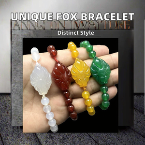 <span class=keywords><strong>Bracciale</strong></span> in Giada Bianca Ghiaccio <span class=keywords><strong>con</strong></span> <span class=keywords><strong>Volpe</strong></span> a Nove Code e Perle Rotonde in Agata Rossa e Verde. Braccialetto <span class=keywords><strong>con</strong></span> Charm a Forma di <span class=keywords><strong>Volpe</strong></span> Ordinato dal Cliente - Product Image 2