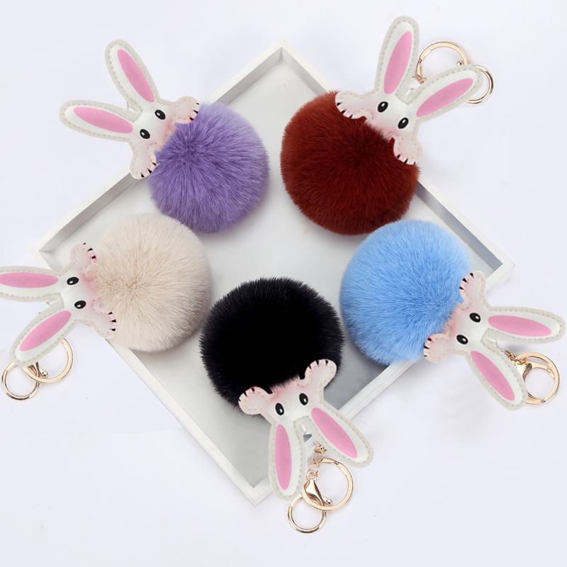 Porte clé Rouge femme lapin en cuir pompon boule pendentif sac a main toucher doux