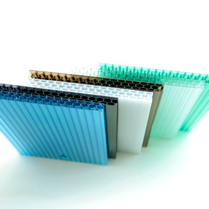 <span class=keywords><strong>แผ่น</strong></span>โพลีคาร์บอเนต Multiwall ขนาด10มม.-25มมสีน้ำตาล<span class=keywords><strong>ใส</strong></span>สีน้ำเงินป้องกันรังสียูวีสองด้านทนต่อสภาพอากาศเรือนกระจก<span class=keywords><strong>หลังคา</strong></span> - Product Image 4