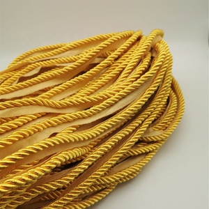 Cordón Trenzado Dorado <span class=keywords><strong>de</strong></span> 10 mm para Bolsas <span class=keywords><strong>de</strong></span> Ropa y Zapatos, Suministro del Fabricante CN001, Ecológico, Alta Tenacidad, 100% - Product Image 4