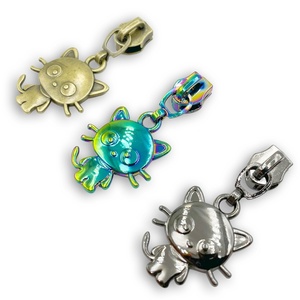 Prêts à être expédiés : Tirettes et têtes de fermeture éclair métalliques de haute qualité, sans nickel, à verrouillage automatique, pour 5 (unités) #   Fermeture éclair en nylon (alliage de zinc) - Product Image 1