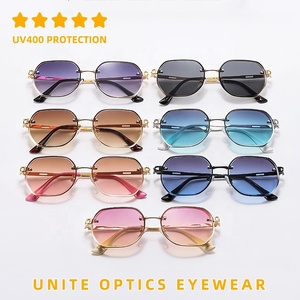 Novedades 2026, Gafas <span class=keywords><strong>de</strong></span> Sol <span class=keywords><strong>de</strong></span> Moda, Venta al por Mayor, Logotipo Personalizado, Montura Metálica Retro Premium, <span class=keywords><strong>Lentes</strong></span> Degradadas para Hombre y Mujer - Product Image 6