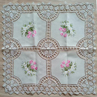 Nappe élégante brodée florale, anti-poussière, en dentelle, pour la maison, la cuisine, les fêtes et la décoration de mariage