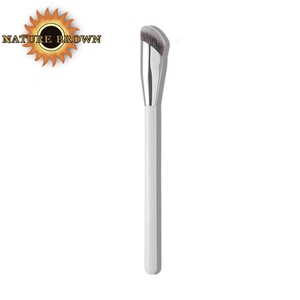 Pincel <span class=keywords><strong>corrector</strong></span>, maquillaje debajo de los ojos, cepillo facial de precisión en ángulo pequeño para <span class=keywords><strong>ojeras</strong></span>, aplicador de contorno de nariz vegano - Product Image 1