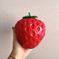 Jouet Squishy Grande Fraise Tendance Parfumée Smushmart Réaliste à Presser Anti-Stress Grand Format Amusant Cadeau Fraise