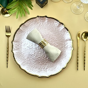 Sottopiatti in Vetro da 13 Pollici con <span class=keywords><strong>Bordo</strong></span> Floreale Elegante, Finitura Martellata e <span class=keywords><strong>Bordo</strong></span> Dorato, Eco-Friendly, per Decorazioni da Tavola per Matrimoni ed Eventi - Product Image 4