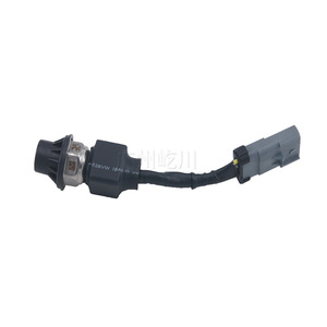 Capteur de pression de carburant Cummins Common Rail 5PP5-7 avec câble pour remplacement de pièces de voiture diesel - Product Image 2