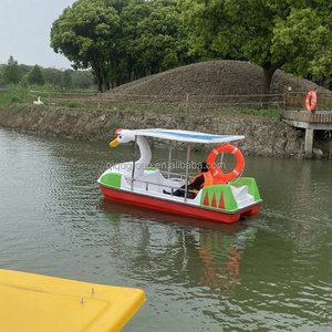 QIQU Activité aquatique amusante pour les stations balnéaires et les parcs de vacances, <span class=keywords><strong>bateau</strong></span> à pédales gonflable en fibre de verre en forme de cygne pour <span class=keywords><strong>4</strong></span> personnes - Product Image 3