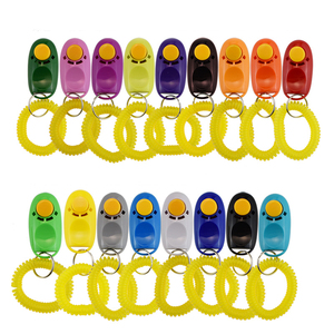 <span class=keywords><strong>Clicker</strong></span> de entrenamiento de perros de plástico para mascotas <span class=keywords><strong>Clicker</strong></span> de perro de logotipo personalizado de varios colores barato con correa - Product Image 1