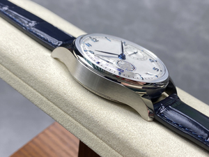 Montre Designer de Luxe pour Hommes avec Double Cadran Aiguilles Bleues Réserve de Marche de 7 Jours Logo Personnalisable - Product Image 5