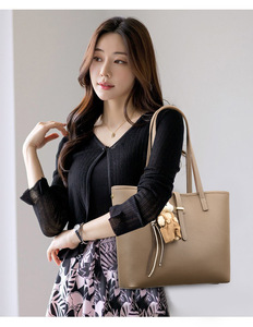 Bolsos cruzados de diseño de moda, bolsos de hombro de cuero PU de alta calidad, bolsos de mano casuales de lujo para mujer - Product Image 6