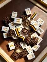 Ensemble de tuiles de mahjong américaines de luxe à motif léopard doré scintillant, 160 pièces, en acrylique de qualité supérieure, design moderne et portable, parfait pour le divertissement