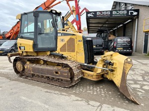 Excelente estado usado Caterpillar D5K Crawler Bulldozer Original CAT D5K Tractor sobre orugas en stock para la venta - Product Image 5
