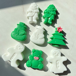 Barre <span class=keywords><strong>de</strong></span> savon en forme d'arbre <span class=keywords><strong>de</strong></span> Noël fait à la main en vrac cadeau <span class=keywords><strong>de</strong></span> savon <span class=keywords><strong>de</strong></span> bain bio pour Noël - Product Image 2