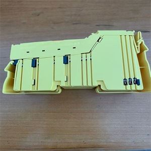 โมดูลอินพุตดิจิตอล 8 ช่อง Phoenix Contact IBIL24PSDI8-PAC2985688 สำหรับงานอุตสาหกรรม - Product Image 1