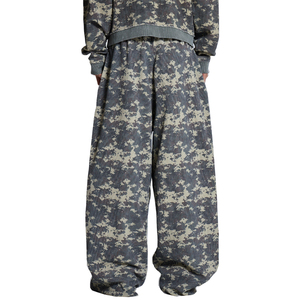 Pantalon de jogging camouflage pour homme, coupe large, taille élastique, en coton gaufré, style oversize, avec ourlet brut - Product Image 2
