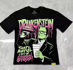 Camiseta 100% de algodón de alta calidad, ajuste clásico de gran tamaño, diseño sólido personalizable, camiseta personalizable 'That's Awful Lot Cough Syrup' - Product Image 1