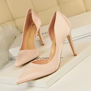 <span class=keywords><strong>Scarpe</strong></span> da donna fondo morbido tacchi alti Sexy punta a punta <span class=keywords><strong>suola</strong></span> <span class=keywords><strong>rossa</strong></span> décolleté da 9.5cm <span class=keywords><strong>scarpe</strong></span> da sposa - Product Image 4
