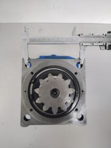 Motor de Giro Yanmar B25V para Miniexcavadora, Piezas de Repuesto 172441-73310, Conjunto de Dispositivo Giratorio - Product Image 3