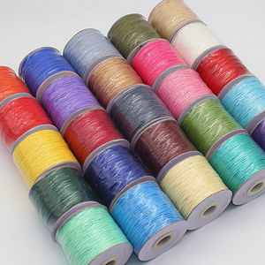 En gros 38 Couleurs Multi Tailles Polyester Tressé Corde Cirée Cordon DIY Macramé Fabrication De Bijoux Fils Directement De L'usine - Product Image 1