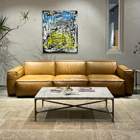 Canapé trois places en cuir huilé style vintage, style rétro Wabi-Sabi, salon, villa, jaune chaud, modulaire, haut