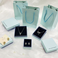 Boîte à bijoux en papier beige avec logo personnalisé, emballage cadeau pour bijoux, boîte à tiroir pour bague, boucles d'oreilles, collier ZXF