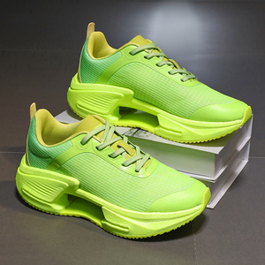 Chaussures de sport de course professionnelles nouvelles chaussures de jogging ultra-légères à rebond élevé avec fonction d'absorption des chocs pour les styles de marche - Product Image 2
