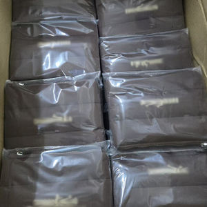 Trousse de Toilette Matelassée Bouffante en Néoprène pour Maquillage et Soins de la Peau avec Logo Client Personnalisé - Product Image 6