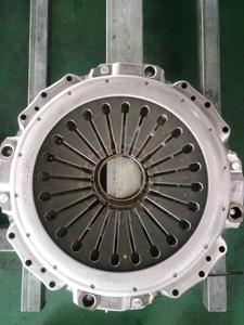 Cubierta de Embrague para Camión Europeo Bullhorse, Repuesto de Acero de Alta Resistencia, OEM 81303050194 3482083032 - Product Image 4
