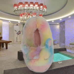 Pantuflas de Diseño Moderno para Niños, Antideslizantes, Cálidas para Invierno, con Punta Cerrada, Suela Gruesa y Acolchada, con Dibujos Animados - Product Image 3