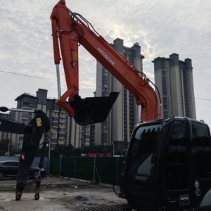 7TON รถขุด Zx70 HITACHI มือสองพร้อมปั๊มมอเตอร์เครื่องยนต์อีซูซุรับประกัน1ปีสำหรับส่วนประกอบหลัก - Product Image 2