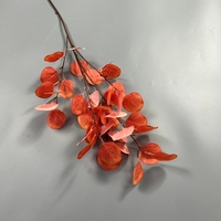 Künstliche Eukalyptusblätter und -stiele in Mehrfarbigen Herbsttönen für Hochzeitssträuße, Blumenarrangements und Heimdekoration