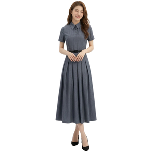 Robe midi bleu-gris personnalisée pour femme, manches courtes, col chemise, taille ceinturée, plissée, coupe trapèze, tenue de bureau, services OEM ODM - Product Image 1
