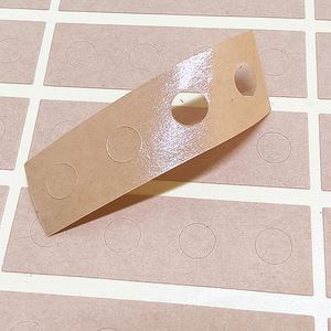 Label Kertas Kraft Logo Kustom Harga Pabrik, Stiker Label Persegi Panjang Kosong Perekat Sendiri Ukuran Kecil - Product Image 1