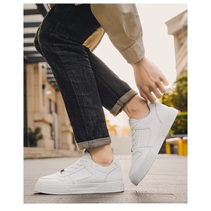 Chaussures de sport décontractées pour hommes, respirantes, à lacets, en PU, à semelle simple, pour le printemps, très vendues - Product Image 2