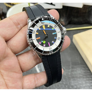 Montre de sport multifonction de luxe pour hommes Montre-bracelet d'affaires de haute qualité avec logo personnalisé ODM/OEM - Product Image 4