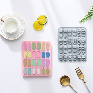 Moule en silicone antiadhésif pour gâteaux, design pantoufle de dessin animé, qualité alimentaire, réutilisable, mignon, magnétique, pour chocolat, bonbons et glaçons DIY - Product Image 3