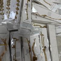 Bracelet Trèfle Designer en Acier Inoxydable Plaqué Or 18 carats et Collier Cœur Cubain de Luxe avec Lettre CC – Vente en Gros